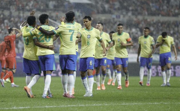 Dos 17 aos 41 anos: Copa escancara novo futebol e terá Brasil mais velho da história